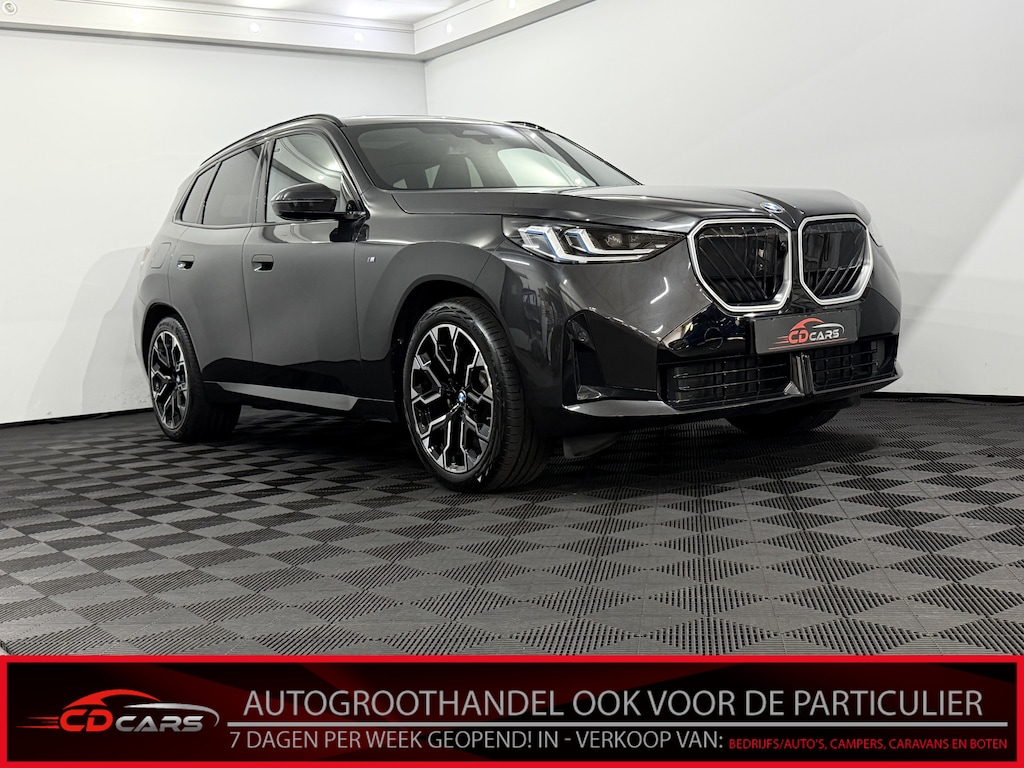 BMW X3 xDrive30e M Sport Panoramadak, 360 Camera, Head-up display, Harman Kardon, Navi, Elektrische achterklep, Memory stoelen, Stoelverwarming
