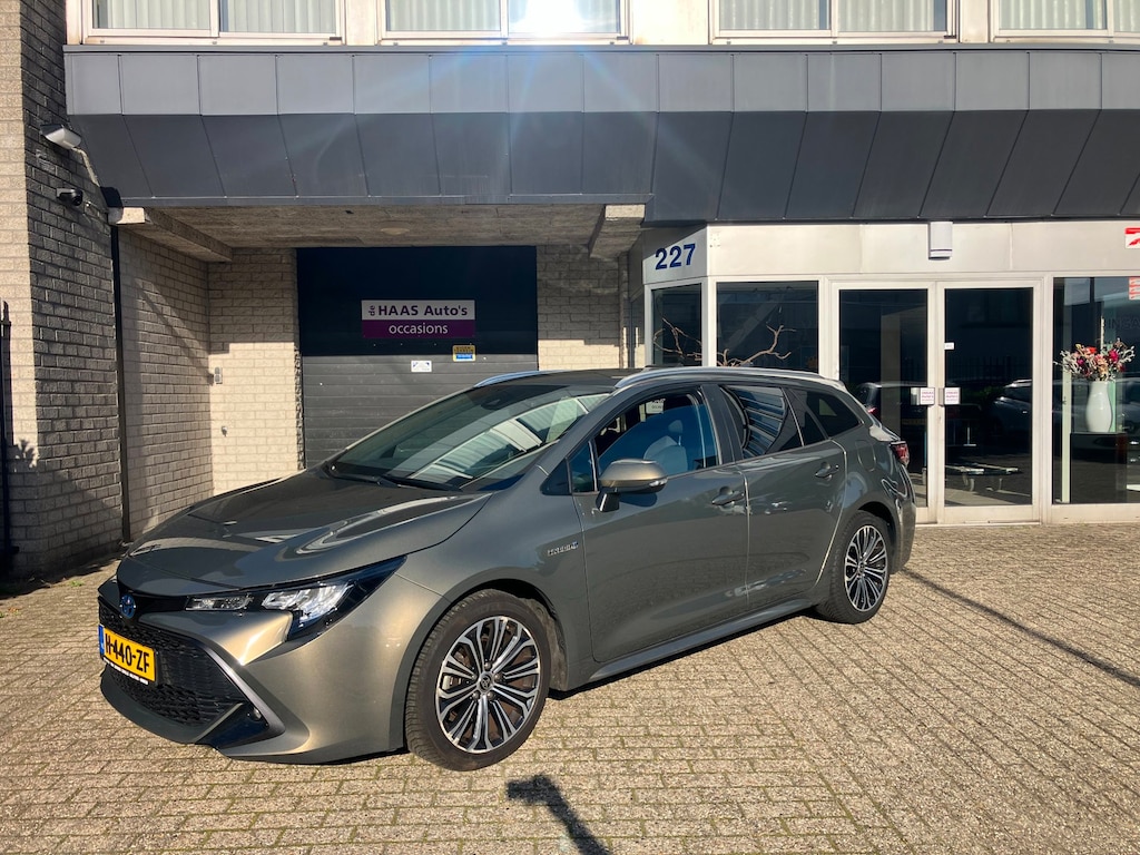 Toyota Corolla Touring Sports 2.0 Hybrid Business Plus / BTW INCL / DEALER SERVICED / 1e EIGENAAR