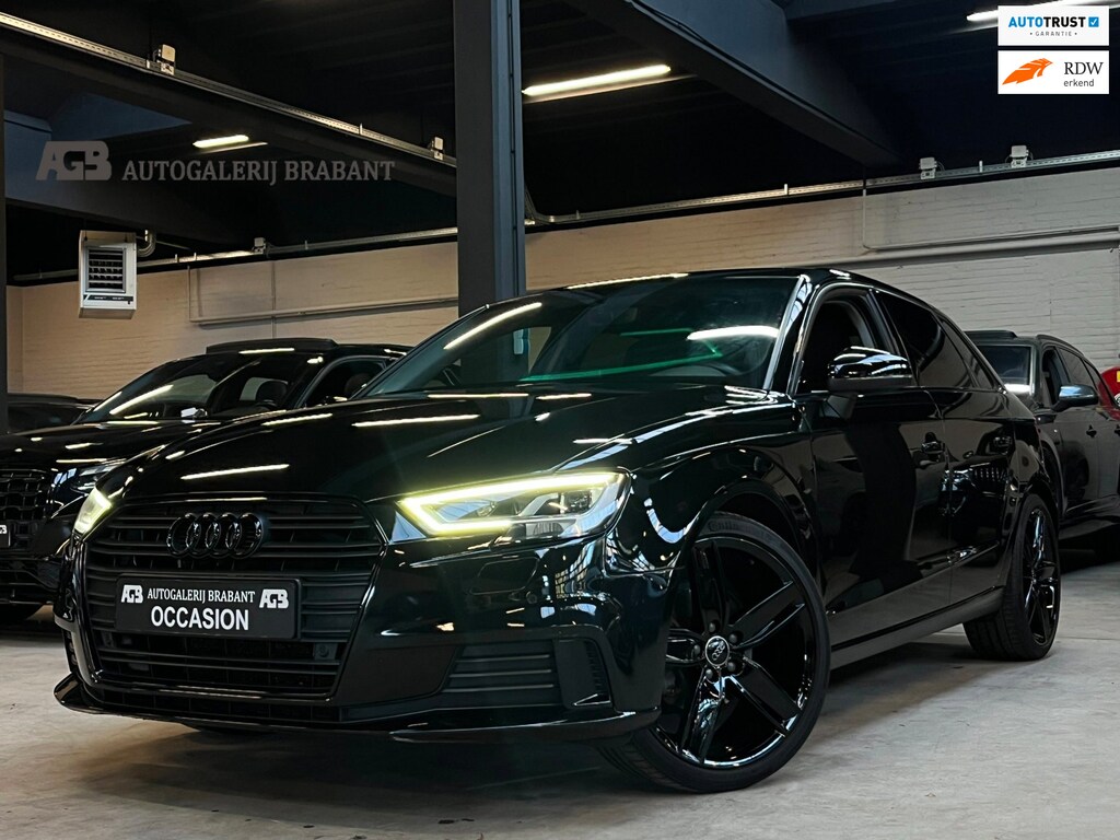 Audi A3 Sportback 35 TFSI Sport Camera/CarPlay/Virtual/Automaat