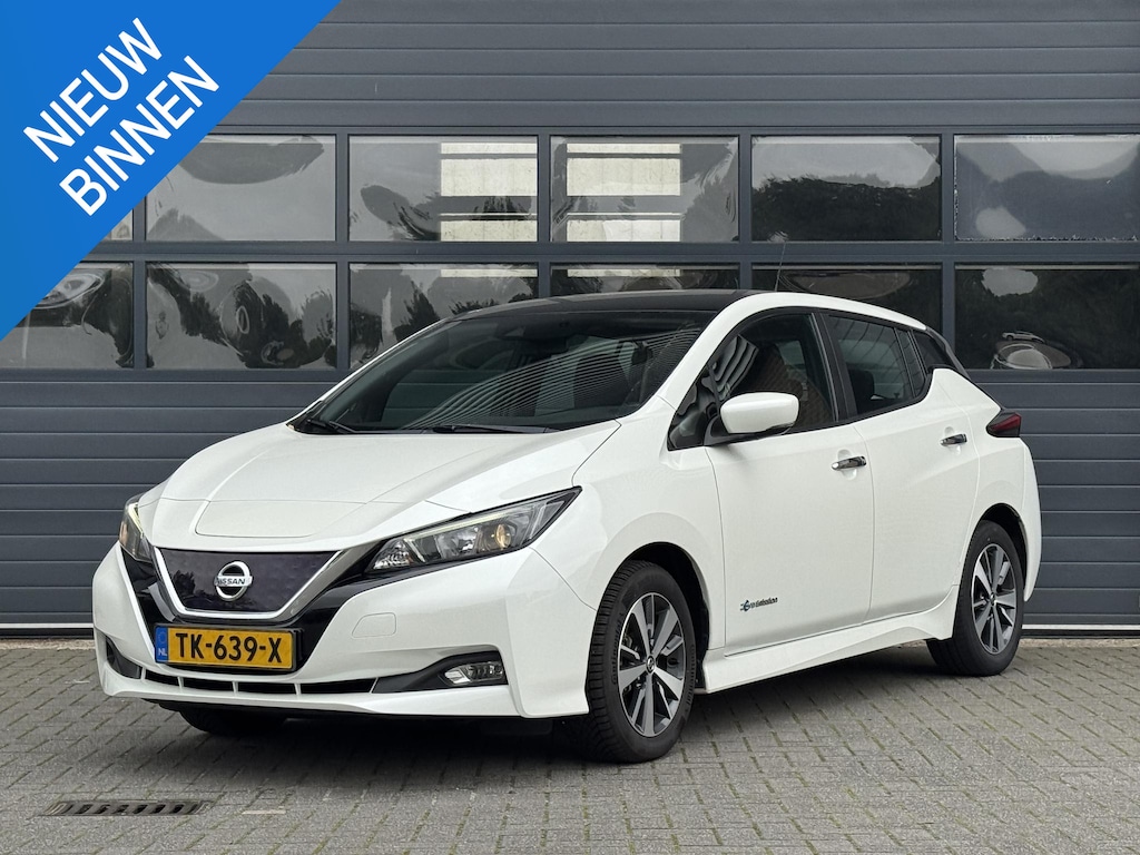 Nissan Leaf ACENTA 40 kWh I AUTOMAAT I APPLE CARPLAY I P-CAMERA I CLIMATE CONTROL I ADAPTIVE CRUISE CONTROL