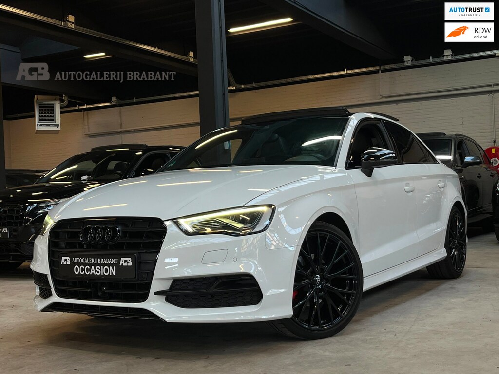 Audi A3 Limousine 1.4 TFSI S Line Pano/Automaat/Parkeersensoren