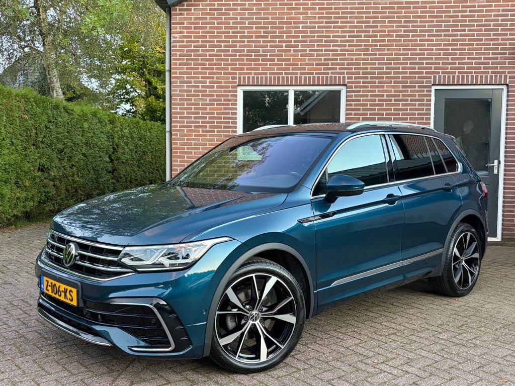 Volkswagen Tiguan 1.5 TSI R-line PANO IQLIGHT HUD KEYLESS 360CAM