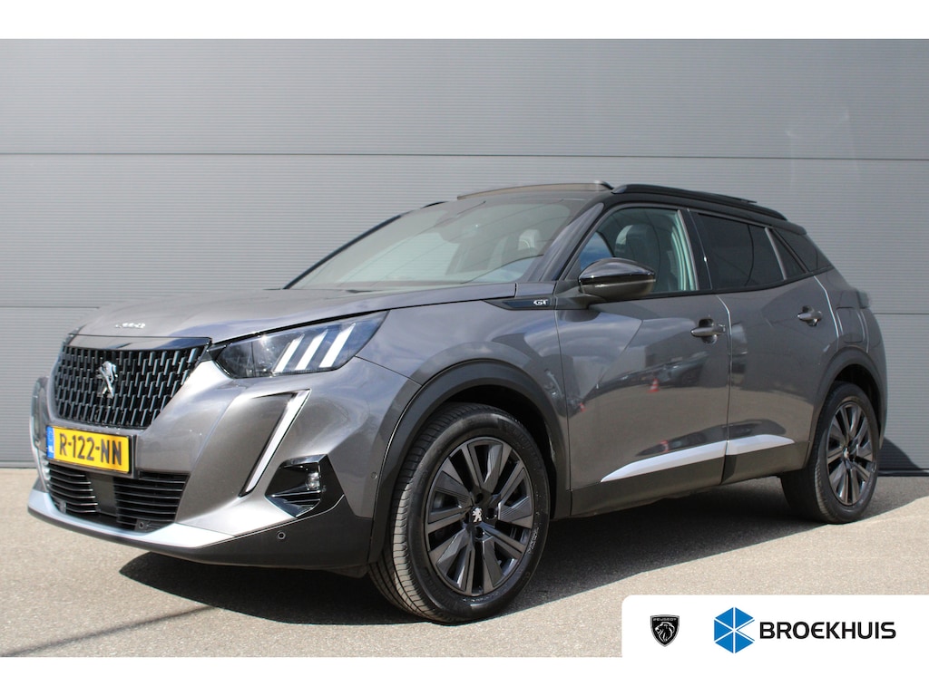 Peugeot 2008 1.2 PureTech GT Pack | Automaat | Navigatie | Camera | Panorama/schuifdak | Alcantara | Focal | 1e Eigenaar |
