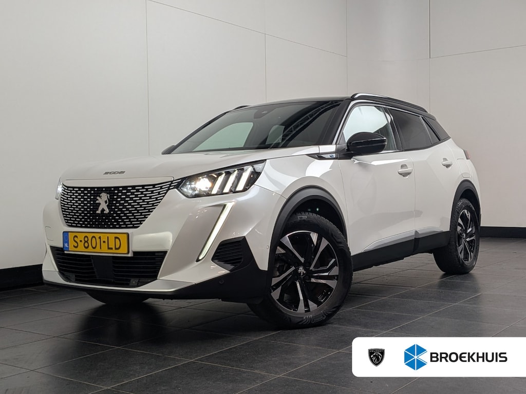 Peugeot e-2008 EV GT 50 kWh SOH 94% | Airco | Camera | Cruise Control | DAB | LED | LMV 17" | Navi | PDC V&A | Stoelverwarming |