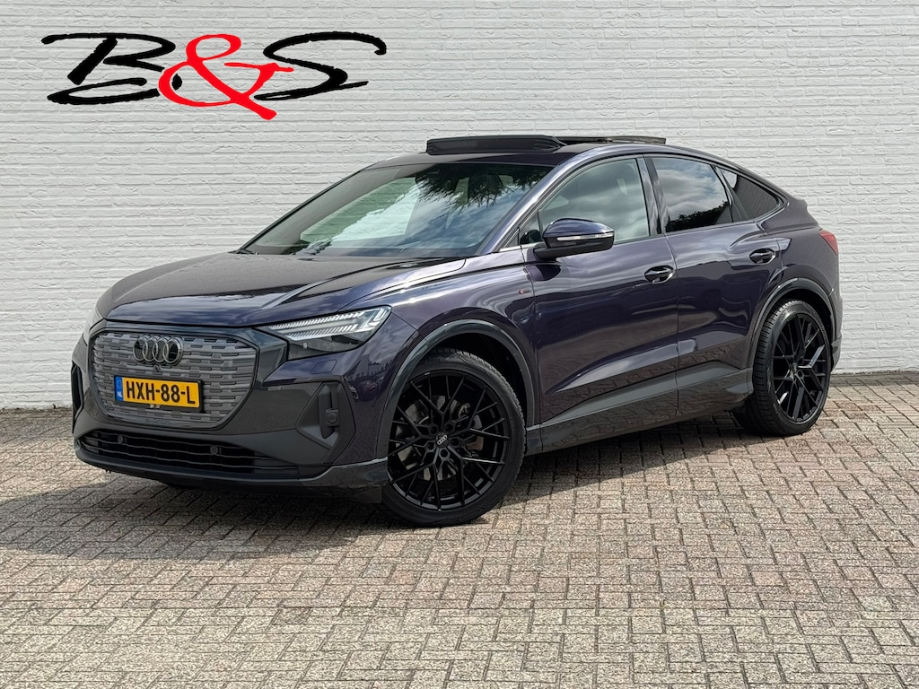 Audi Q4 Sportback e-tron 40 S-line Competition SOH 91% Pano dak Blokjes leder Sonos 21 inch + all season