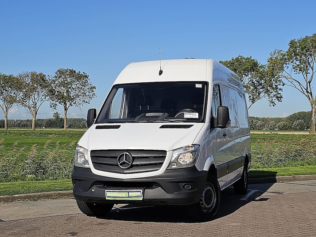 Mercedes-Benz Sprinter 213