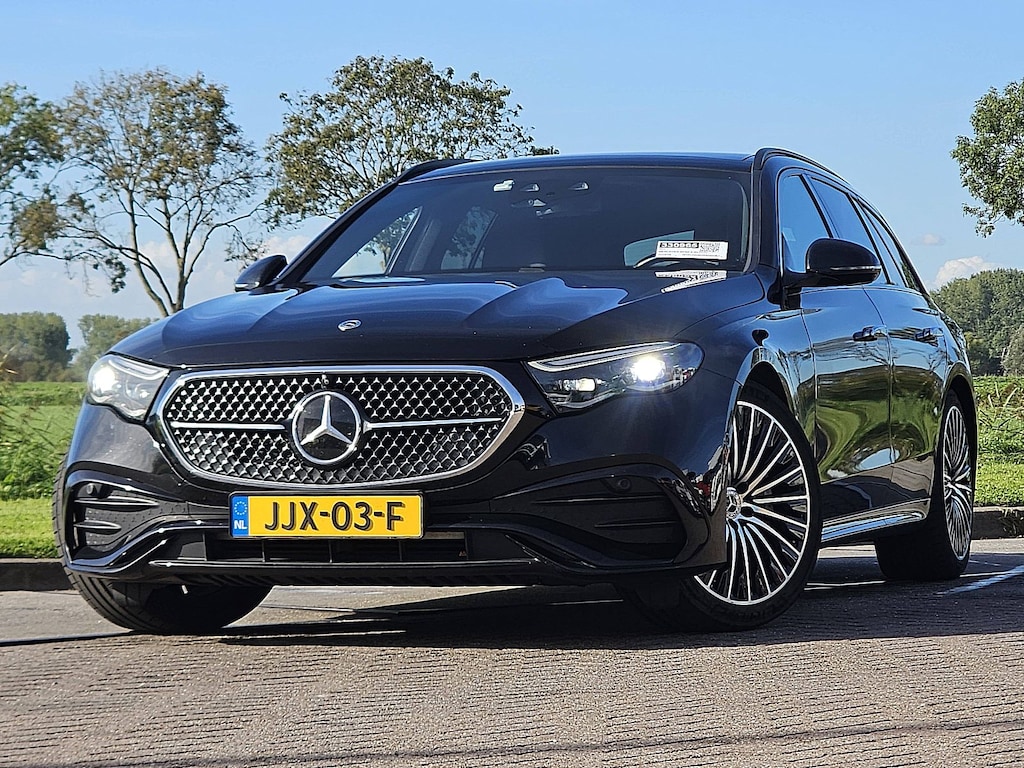 Mercedes-Benz E-klasse Estate De Hybride Nappa-Leer Stoelkoeling AMG Superscreen Night-Pakket Diesel-Hybride Inclusief BTW/BPM!