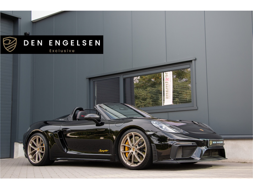 Porsche 718 Spyder 4.0 | Keramische | 918 Carbon Seats | PASM + PADM | PDLS+ | Bose | Carplay | PDK | Sport Chrono Plus | Sportuitlaat | Carbon Interieur / Exterieur | PDK | 20" | Stuurverwarming | Lederpakket | Camera | Neus PPF | Glascoating | Dealer O.H