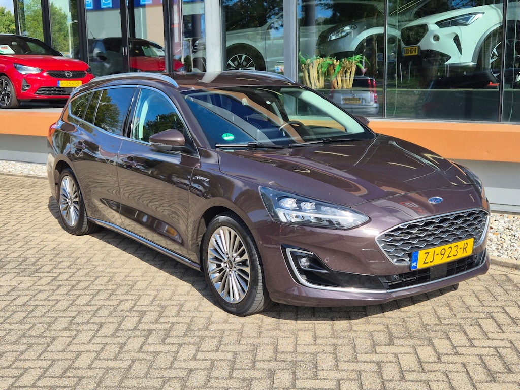 Ford Focus Wagon 1.0 EcoBoost Vignale / Winterpakket / 1ste eigenaar