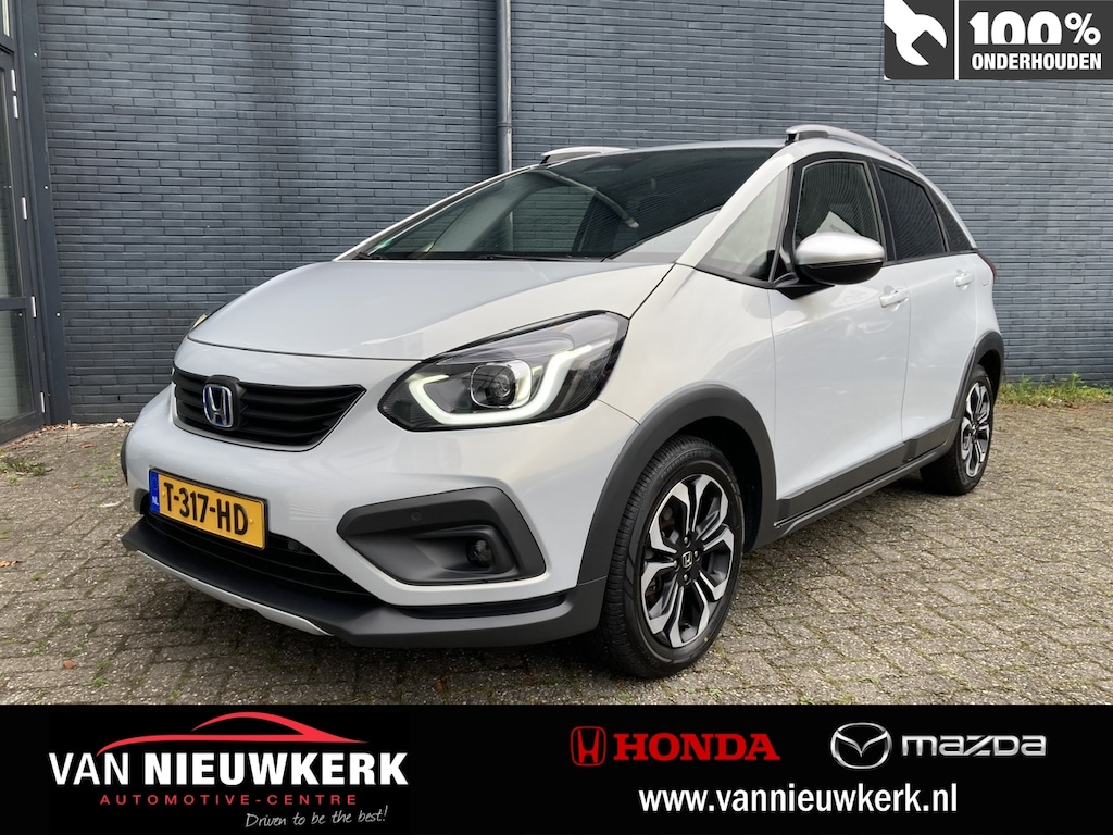 Honda Jazz 1.5 i-MMD 109pk Hybrid Automaat Crosstar | Navigatie Apple Car Play | Adaptieve Cruisecontrol | Parkeercamera | LED | Stoelverwarming |