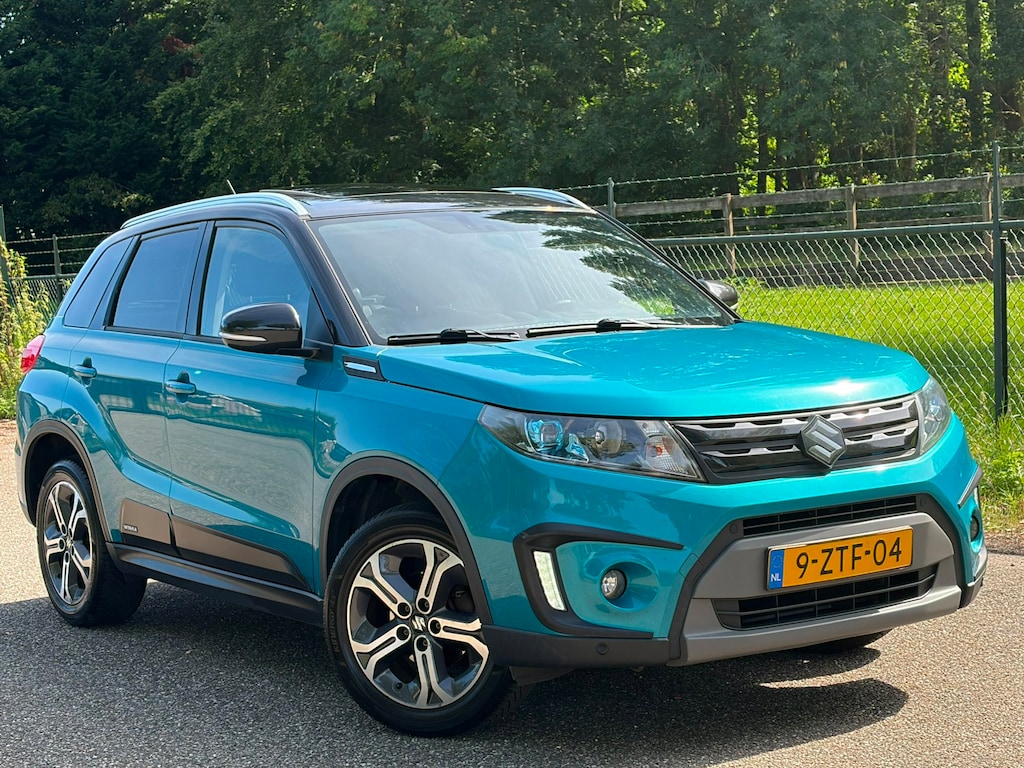 Suzuki Vitara 1.6 High Executive /Navi/Pano/Trekhaak/Camera/