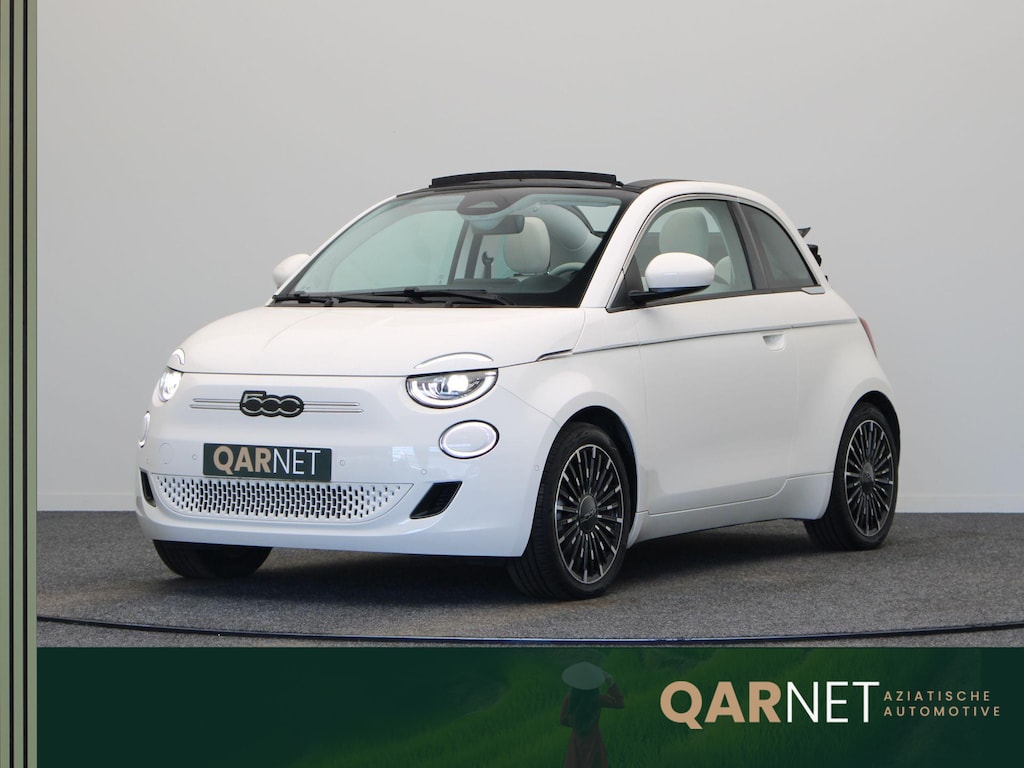 Fiat 500C La Prima 42 kWh | WLTP 299km | Stoelverwarming | Getint Glas | Full Led | Apple Carplay & Android Auto |