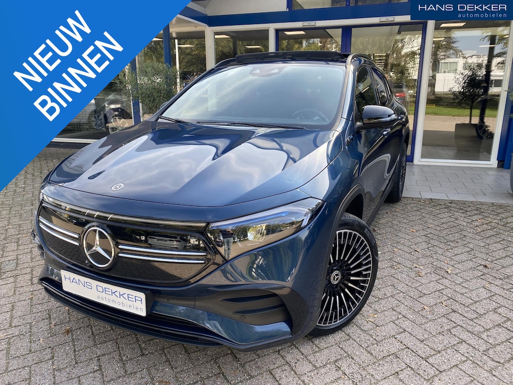 Mercedes-Benz EQA 250 Business Solution AMG 67 kWh Head-up / Stoel verwarmd met geheugen / Pano / 360 camera /