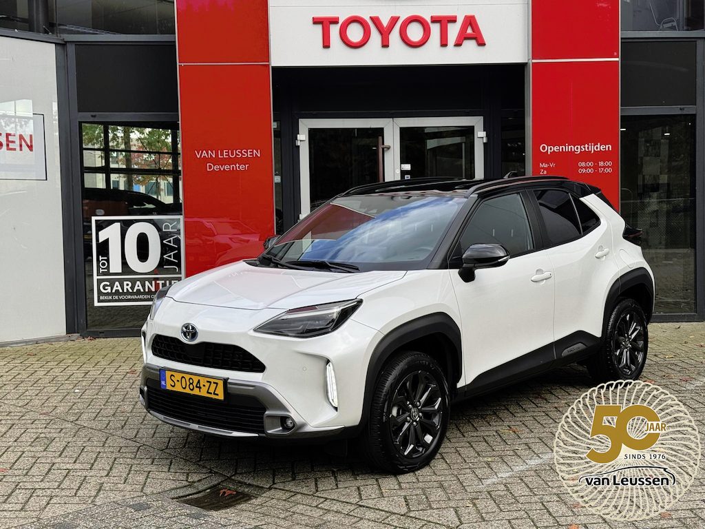 Toyota Yaris Cross 1.5 Hybrid Explore STOELVERW. KEYLESS 17'' LM-VELGEN NAVI PARK-SENS. CAMERA LED