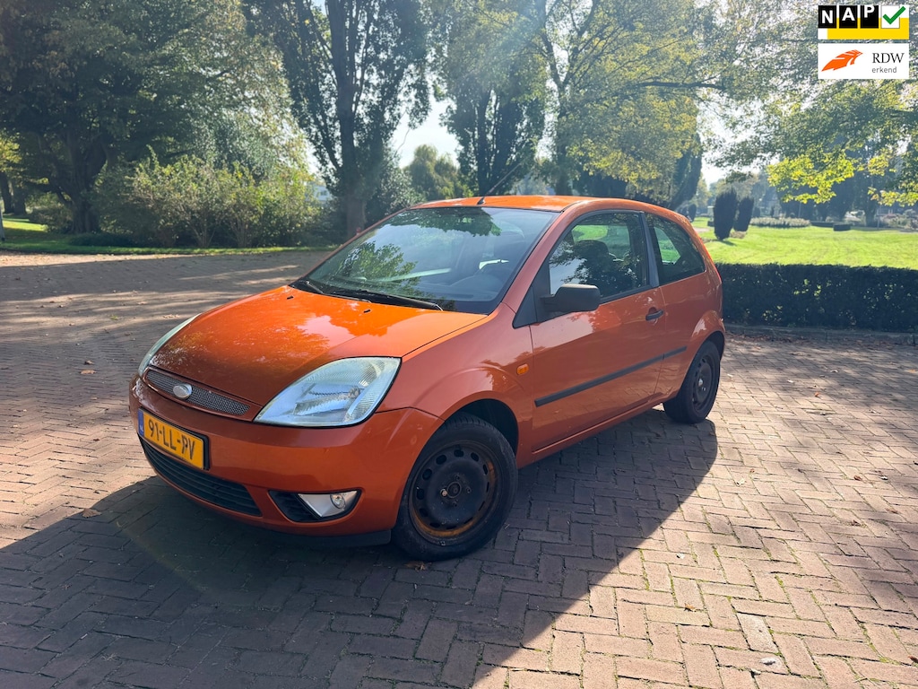 Ford Fiesta 1.6-16V First Edition | Airco | Elektrische ramen