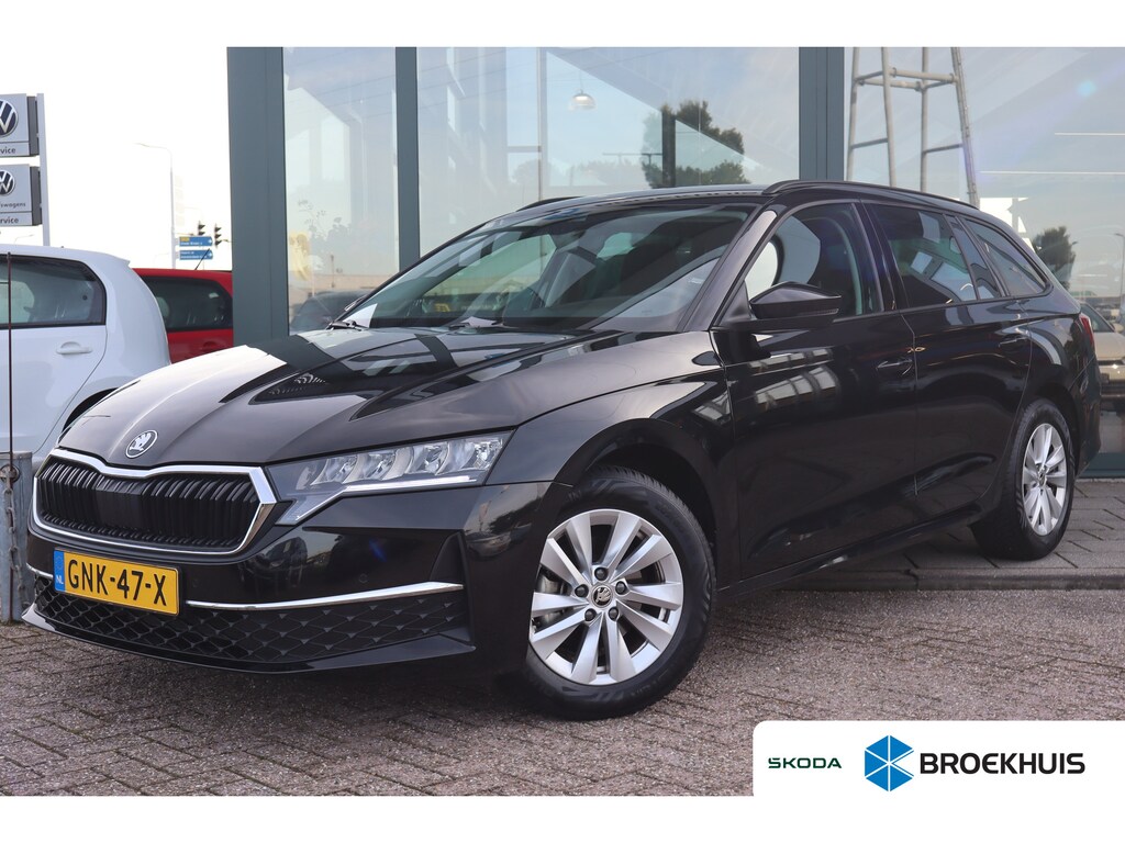 Skoda Octavia Combi 1.5 TSI Business Edition 115PK TREKHAAK | Apple Carplay/Android Auto|telefoonintegratie premium | Cruise control | Keyless entry
