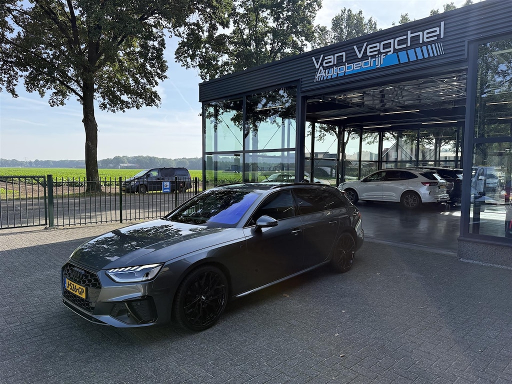 Audi A4 AVANT 35 TFSI Launch Edition Sport / LED / CARPLAY / VIRTUAL