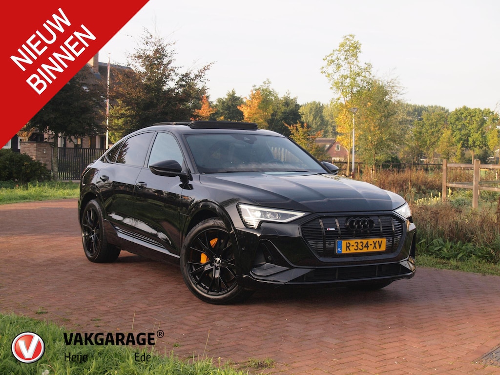 Audi e-tron Sportback 55 quattro S edition 95 kWh | Panoramadak | 360 Camera | Dubbele Laadpoort | Apple Carplay | ACC | NL-auto |