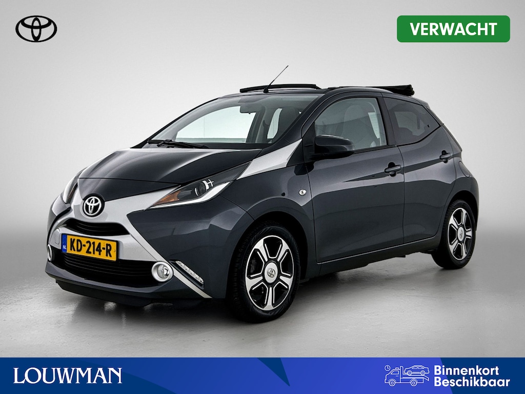 Toyota Aygo 1.0 VVT-i X-Clusiv | Canvas dak | Achteruitrij camera | Lichtmetalen velgen |