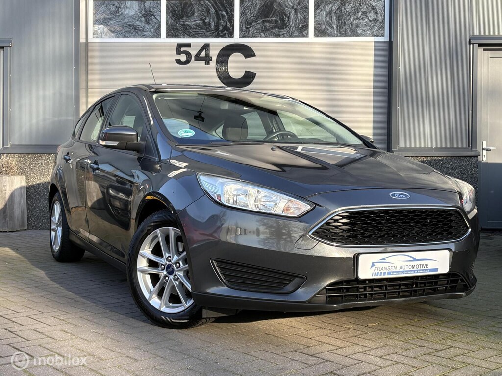Ford Focus 1.0 Trend Edition Trekhaak/navi zeer nette auto !