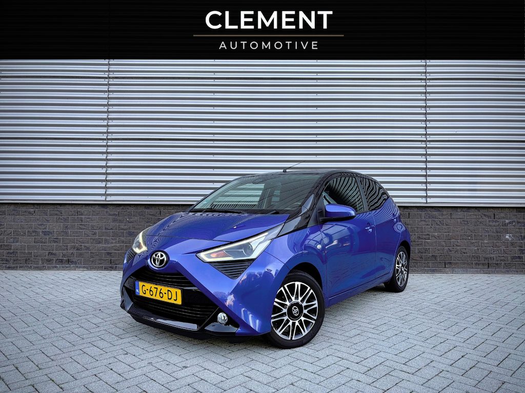 Toyota Aygo 1.0 VVT-i x-clusiv RIJKLAAR|CLIMATE|CARPLAY|LEER|1ST EIG.