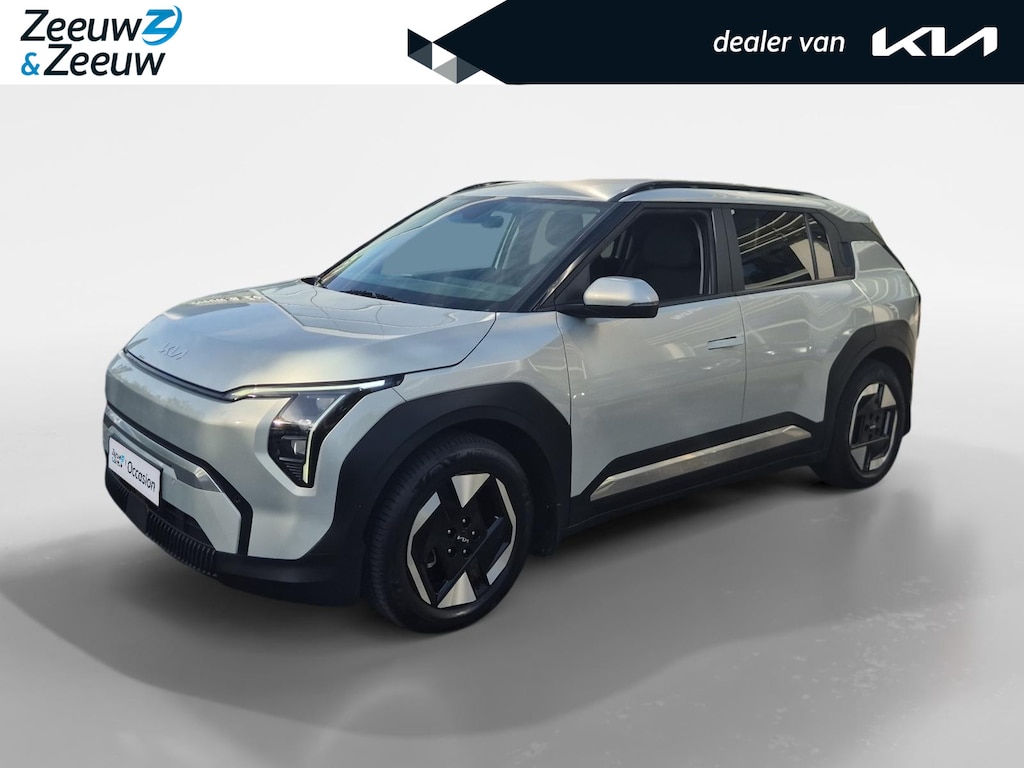 Kia EV3 Plus 81.4 kWh | Cruise Control | Climate Control | Camera | Navigatie | Stoelverwarming | Stoelverwarming | Rubberen Matten | Spatlappen |