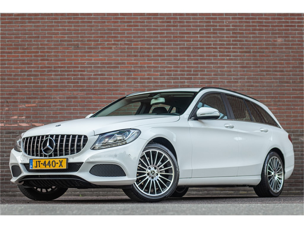 Mercedes-Benz C-klasse 180 Estate, Carplay, Stoelverwarming, Panamericana, Trekhaak, Park Assist, Climate control, Bluetooth.