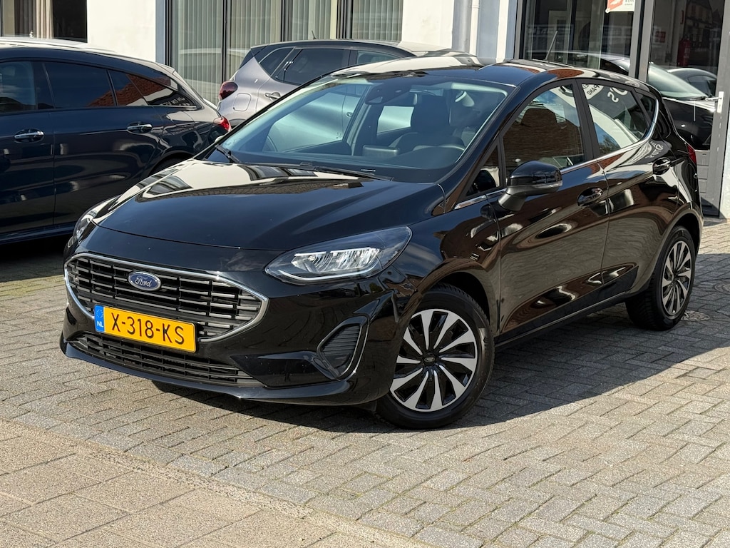 Ford Fiesta 1.0 EcoBoost Hybrid Titanium, Apple Carplay/Android,Stoelverwarming,Stuurverwarming,Navigatie