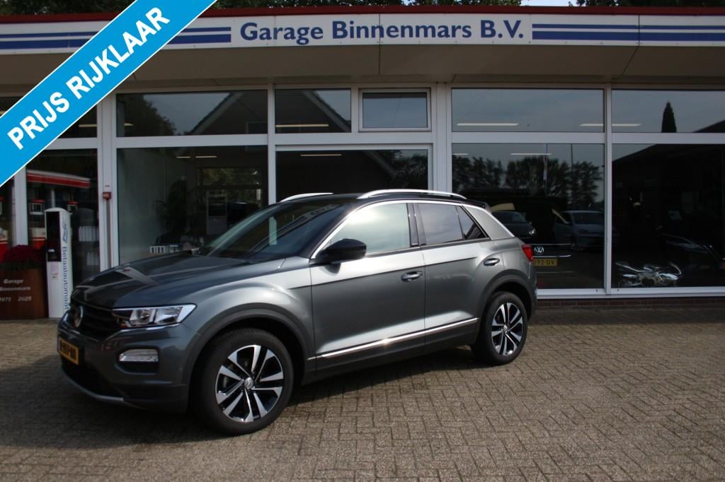 Volkswagen T-Roc 1.5 TSI ACT IQ Drive, Parkeerhulp, Camera, Stoelverwaming