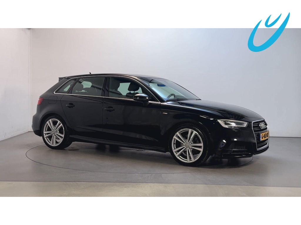 Audi A3 Sportback 35 TFSI CoD Advance Sport S-Line Leder-Stof LED Stoelverwarming App-Connect Navigatie
