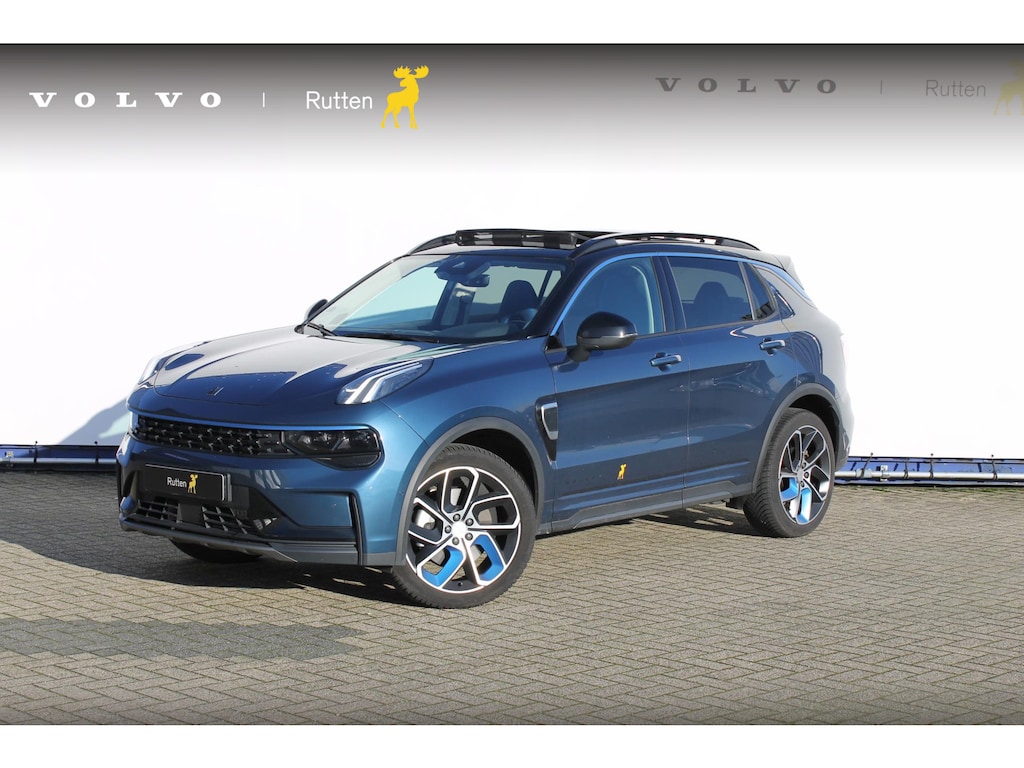 Lynk & Co 01 /360 Camera/ Adaptieve cruise control/ Elektrische stoelen/ BLIS/ Stoelverwarming/ Elektrische achterklep/ Climate control/ Parkeersensoren met camera/ Regensensor/ Keyless entry