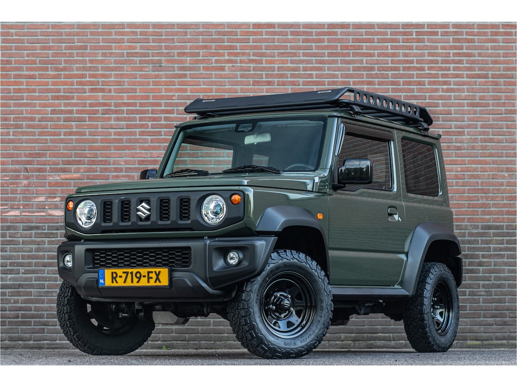 Suzuki Jimny 1.5 Allgrip Stijl, Stoelverwarming, Carplay, Full LED, Climate control, DAB+, Navigatie, Lane Assist.