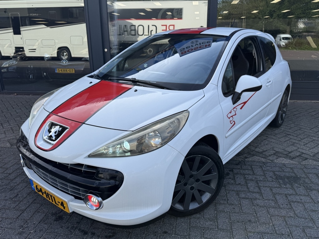 Peugeot 207 1.6-16V T Le Mans motorschade