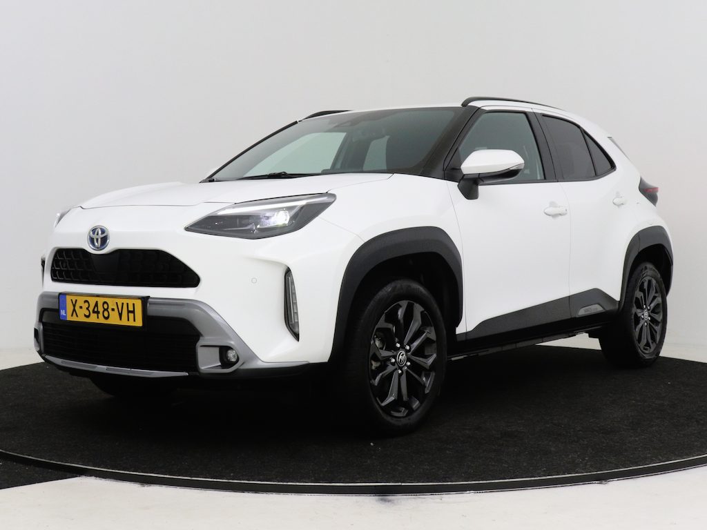 Toyota Yaris Cross 1.5 Hybrid Explore I LM velg I PDC I Achteruitrijcamera I Stoelverwarming I