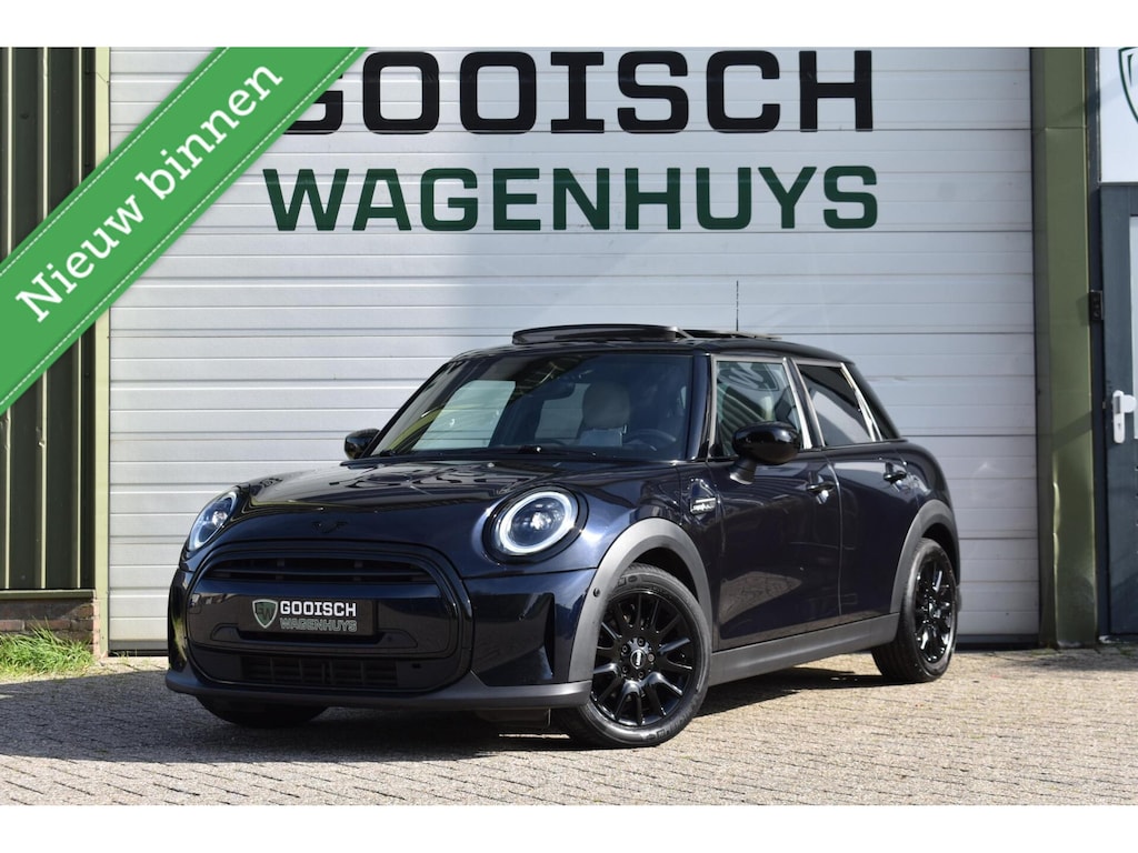MINI Cooper 5-Deurs 1.5 Camden Edition | Pano | Leder | Head UP |