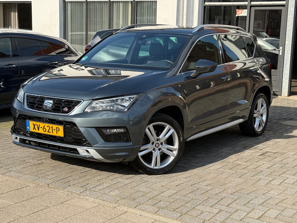 SEAT Ateca 1.5 TSI FR Business Intense, Apple Carplay/Android,Stoelverwarming,Panoramadak,Achteruitrij camera