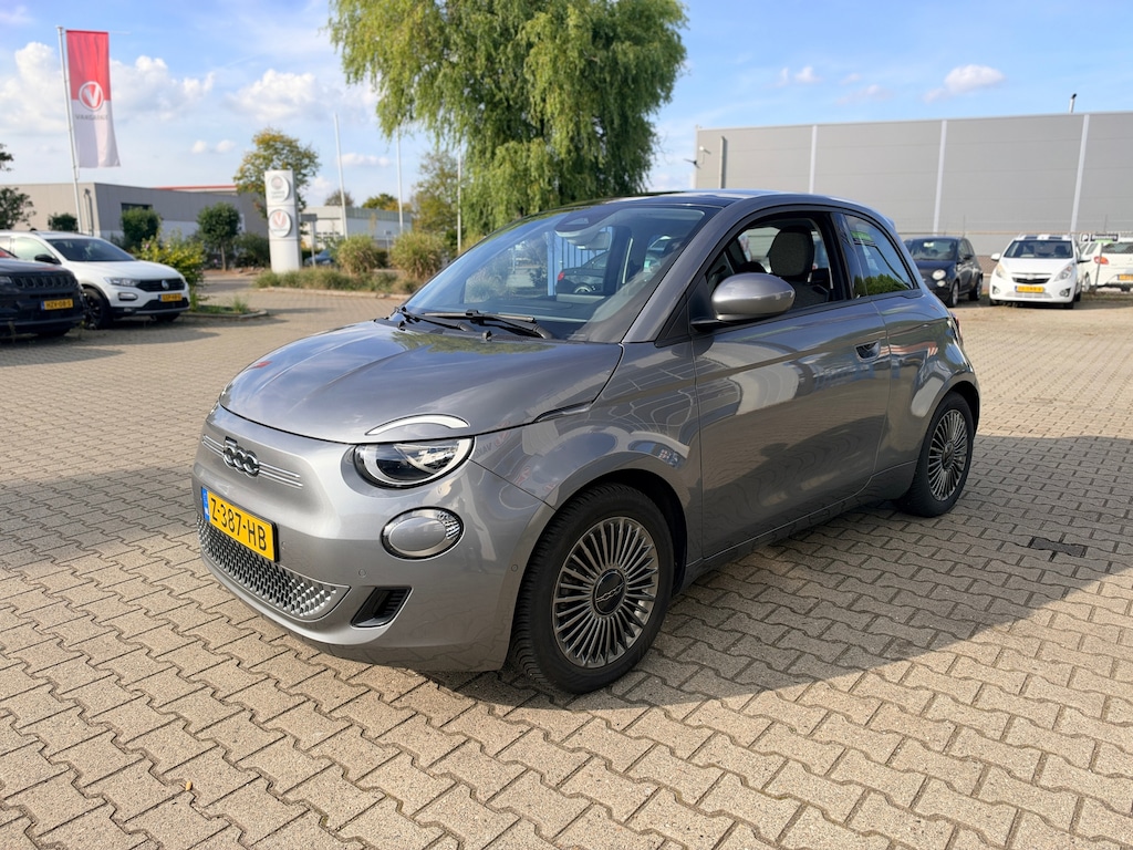 Fiat 500 Icon 42 kWh SCHUIF KANTELDAK, PDC V+A (RIJKLAAR V+A)