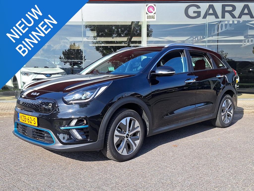 Kia Niro EV e-Niro ComfortLine 64 kWh | SOH: 97,1% | Warmtepomp | 3 Fase | Climate | Stoelverwarming | Adaprtive CC | Camera |