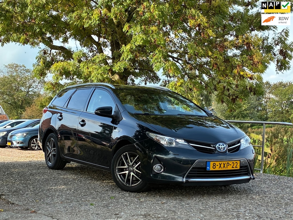 Toyota Auris Touring Sports 1.8 Hybrid Lease | Pano + Cruise + Cruise nu € 6.975,-!!!