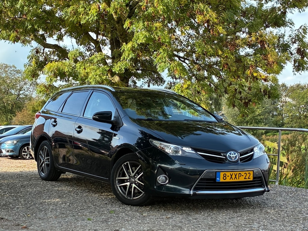 Toyota Auris Touring Sports 1.8 Hybrid Lease | Pano + Cruise + Cruise nu € 6.975,-!!!