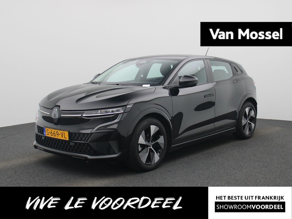 Renault Megane E-Tech EV40 Boost Charge Equilibre | Achteruitrijcamera | Apple Carplay & Android Auto | Trekhaak | Airco | Cruise control | LED |