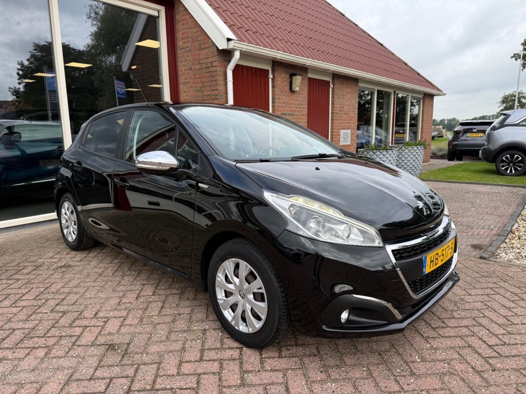 Peugeot 208 1.2 PURET URBAN SOUL Orig. NL/Trekhaak/Airco/Cruise Control/Navigatie
