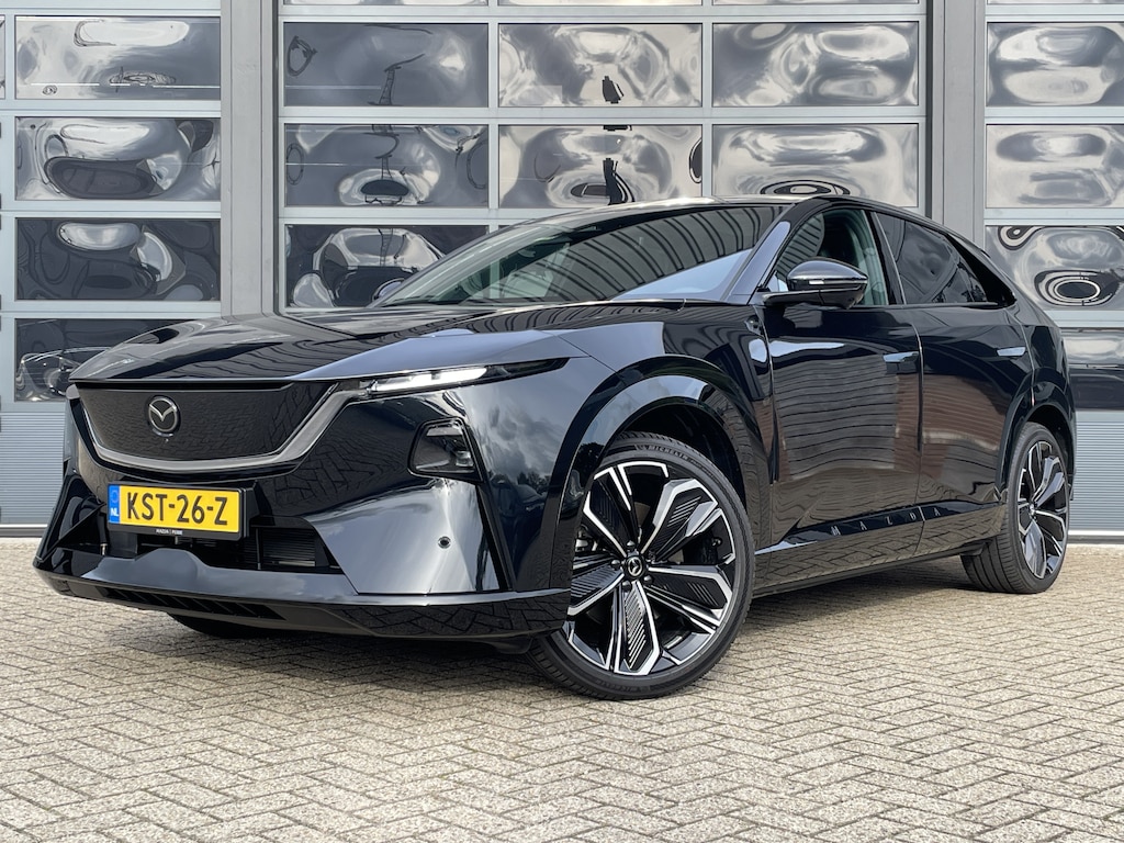 Mazda CX-6e Takumi 78 kWh NAVI | RONDOMZICHT CAMERA | PANORAMA-DAK | 21 INCH LMV | STOEL VERWARMING / KOELING | APPLE CARPLAY / ANDROID
