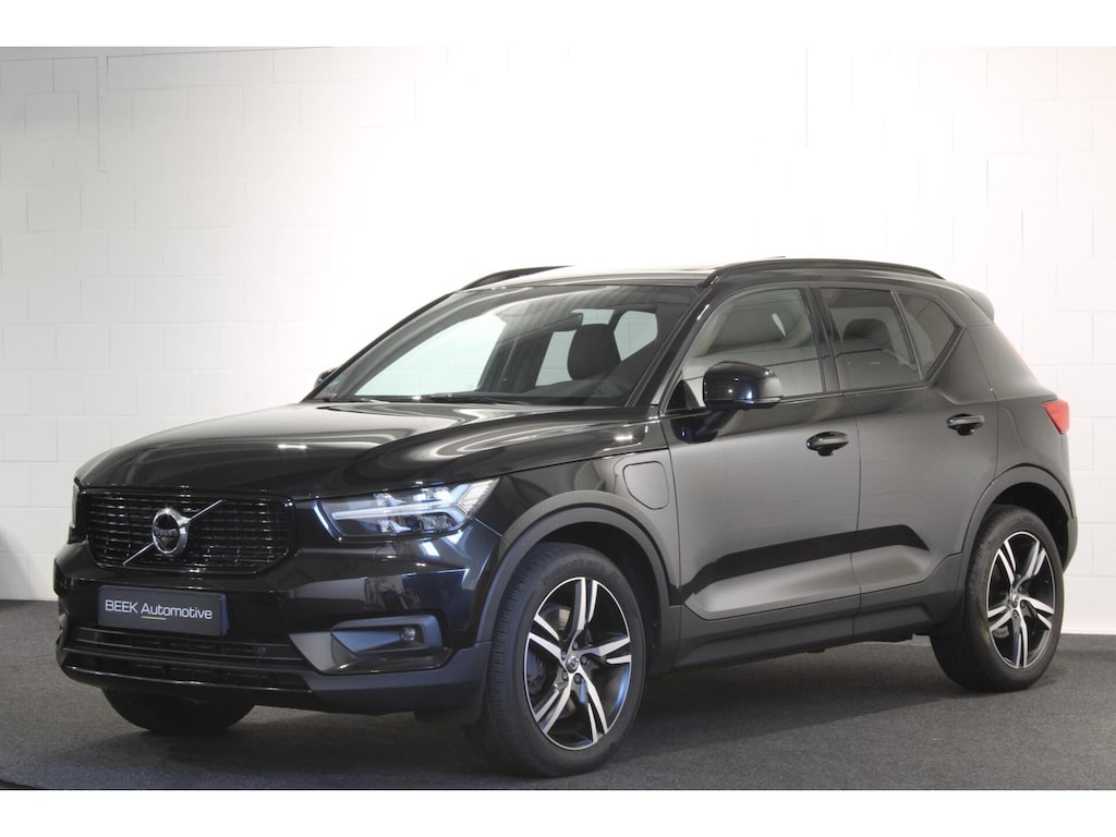 Volvo XC40 1.5 T5 Recharge | R Design | H/K | PANO | 360CAM