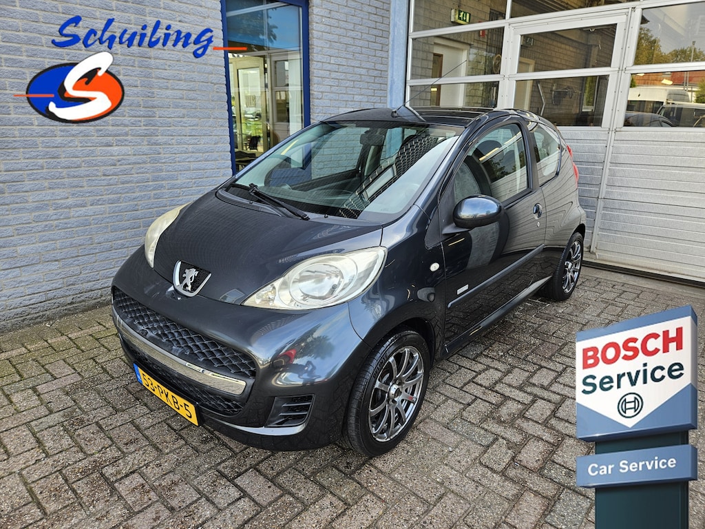 Peugeot 107 1.0-12V Millesim 200
