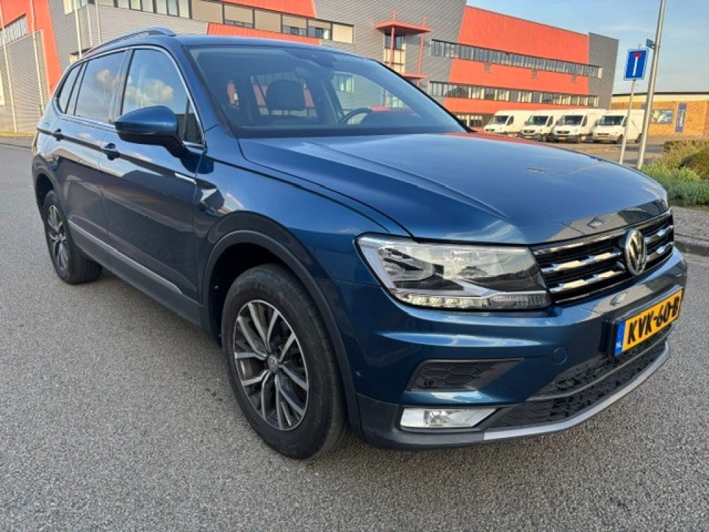 Volkswagen Tiguan Allspace 1.5 TSI R-LINE BNS+