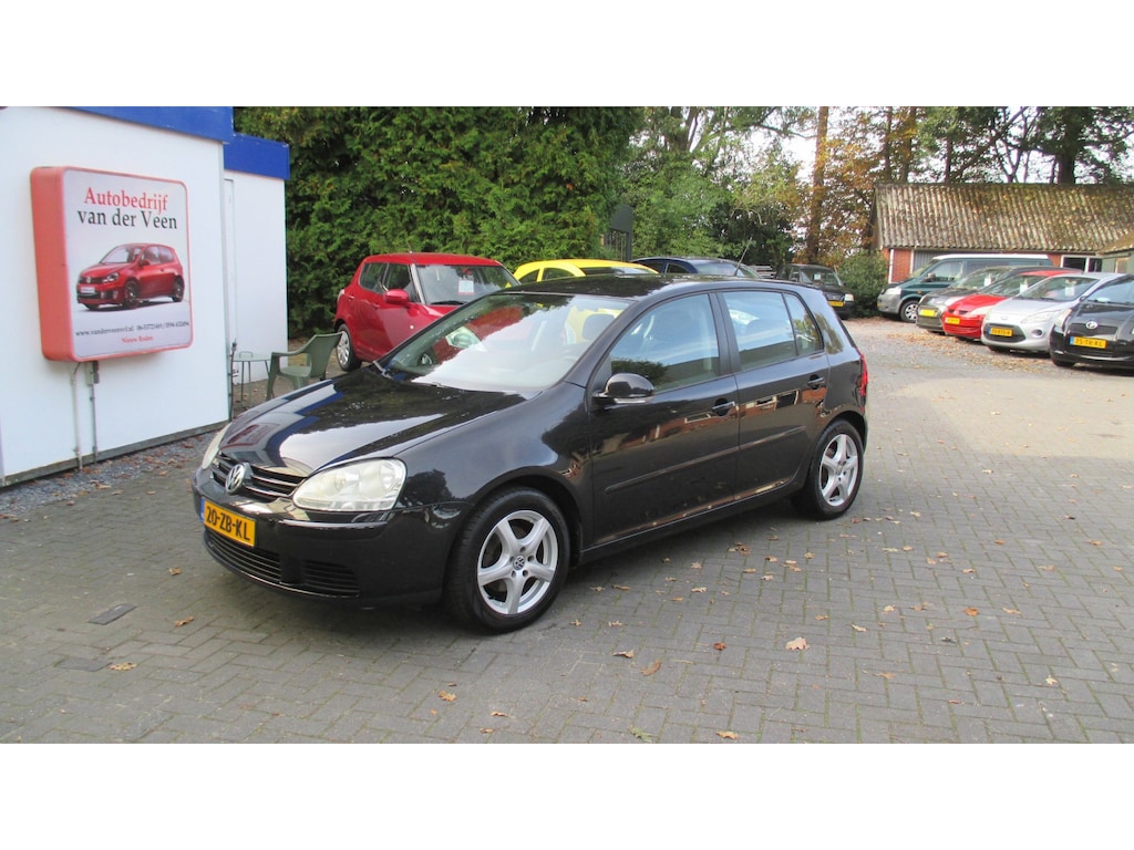 Volkswagen Golf 1.6 Optive 4