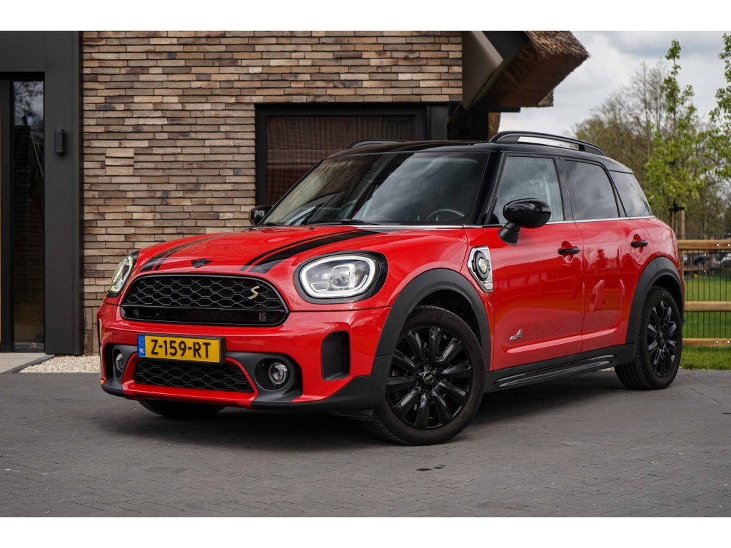 MINI Countryman Cooper SE Classic Trim All4 PHEV Chili-Red SOH91%