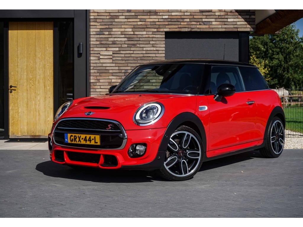 MINI John Cooper Works S JCW Cooper 192PK DCT-Automaat 37DKM Schaalstoel