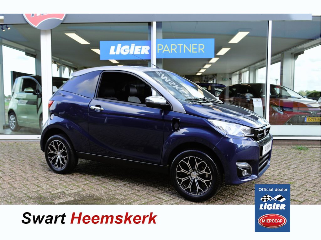 AIXAM e Coupé Brommobiel Premium | 1e eigenaar | Volledig elektrisch | Parkeercamera | Bovag